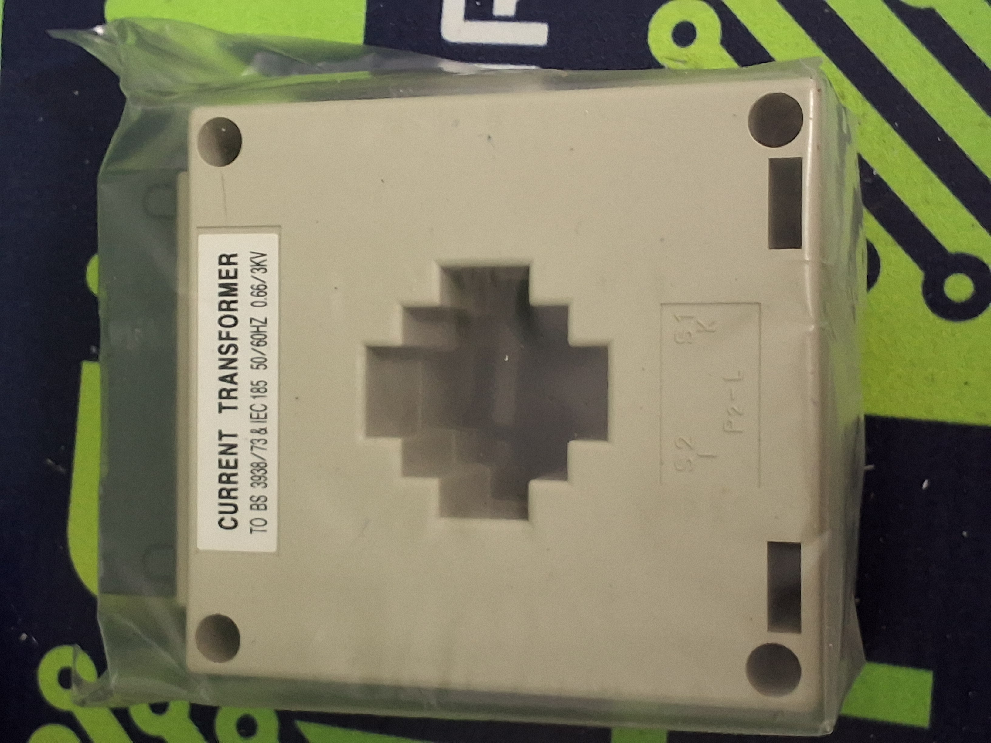 CURRENT TRANSFORMER MSQ-30 WITH MOUNTING SCREWS - BRAND NEW