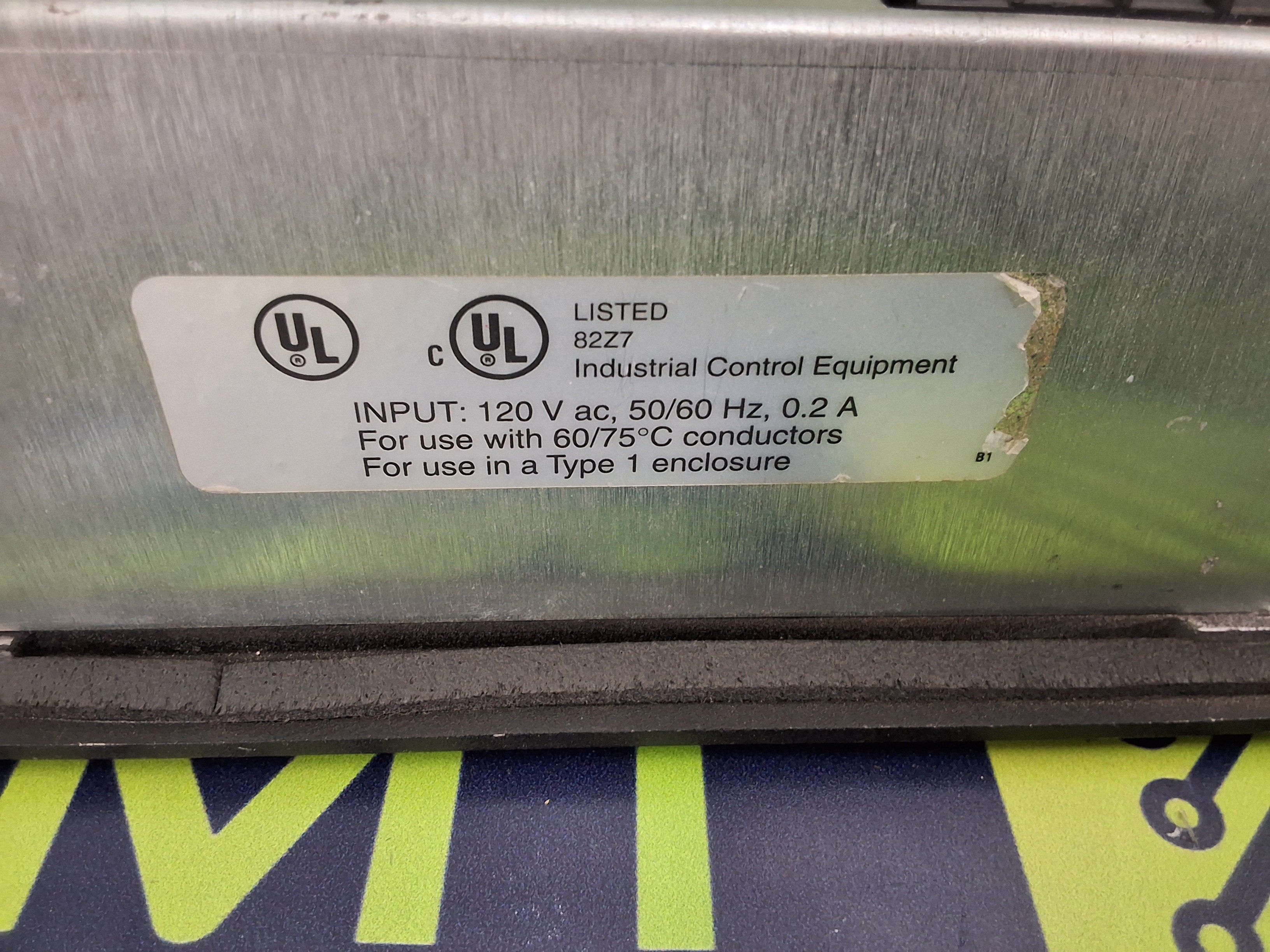 Used EASON TECHNOLOGY 1100 INTELLIGENT OPERATOR INTERFACE PANEL