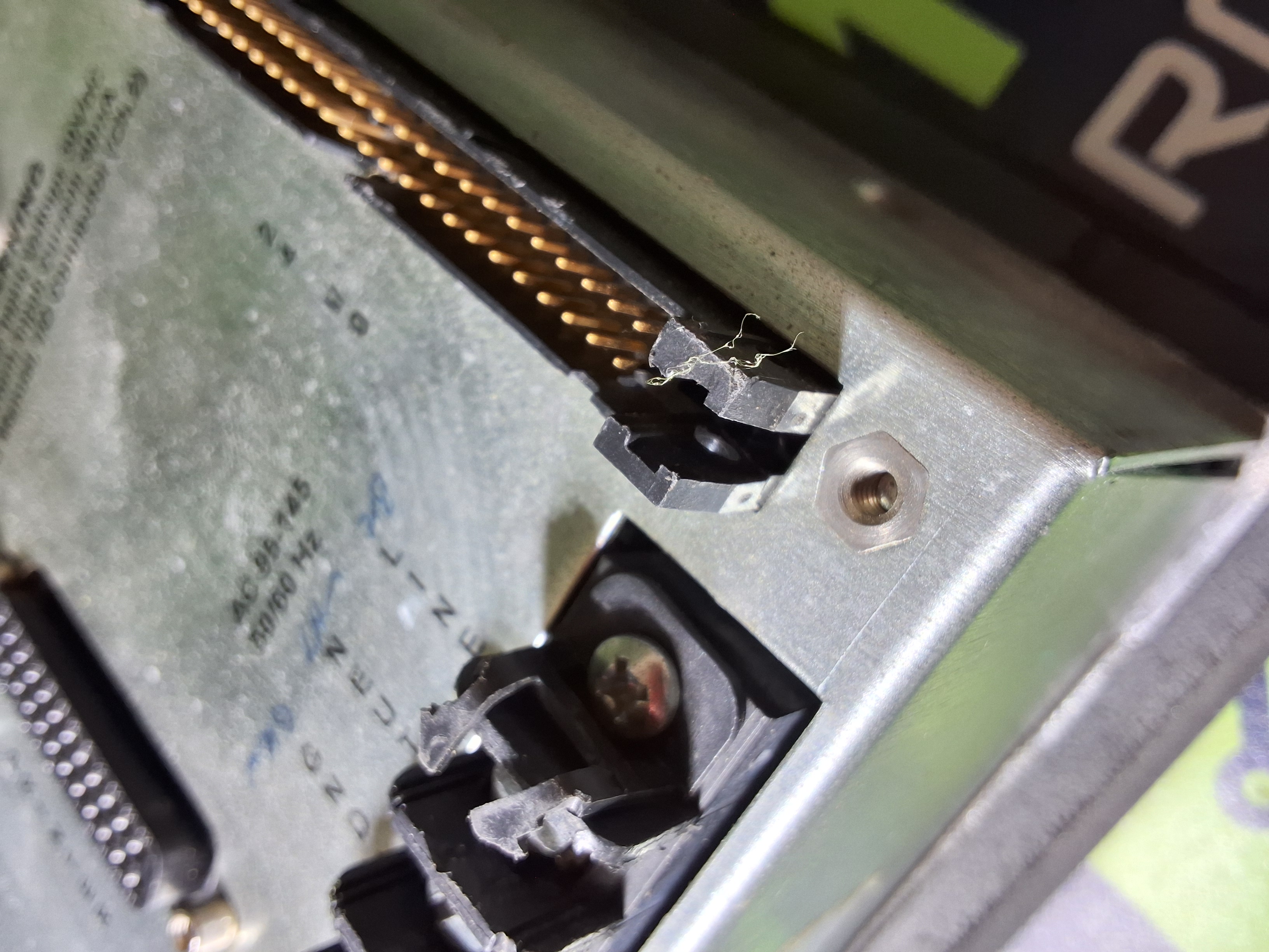 Used EASON TECHNOLOGY 1100 INTELLIGENT OPERATOR INTERFACE PANEL