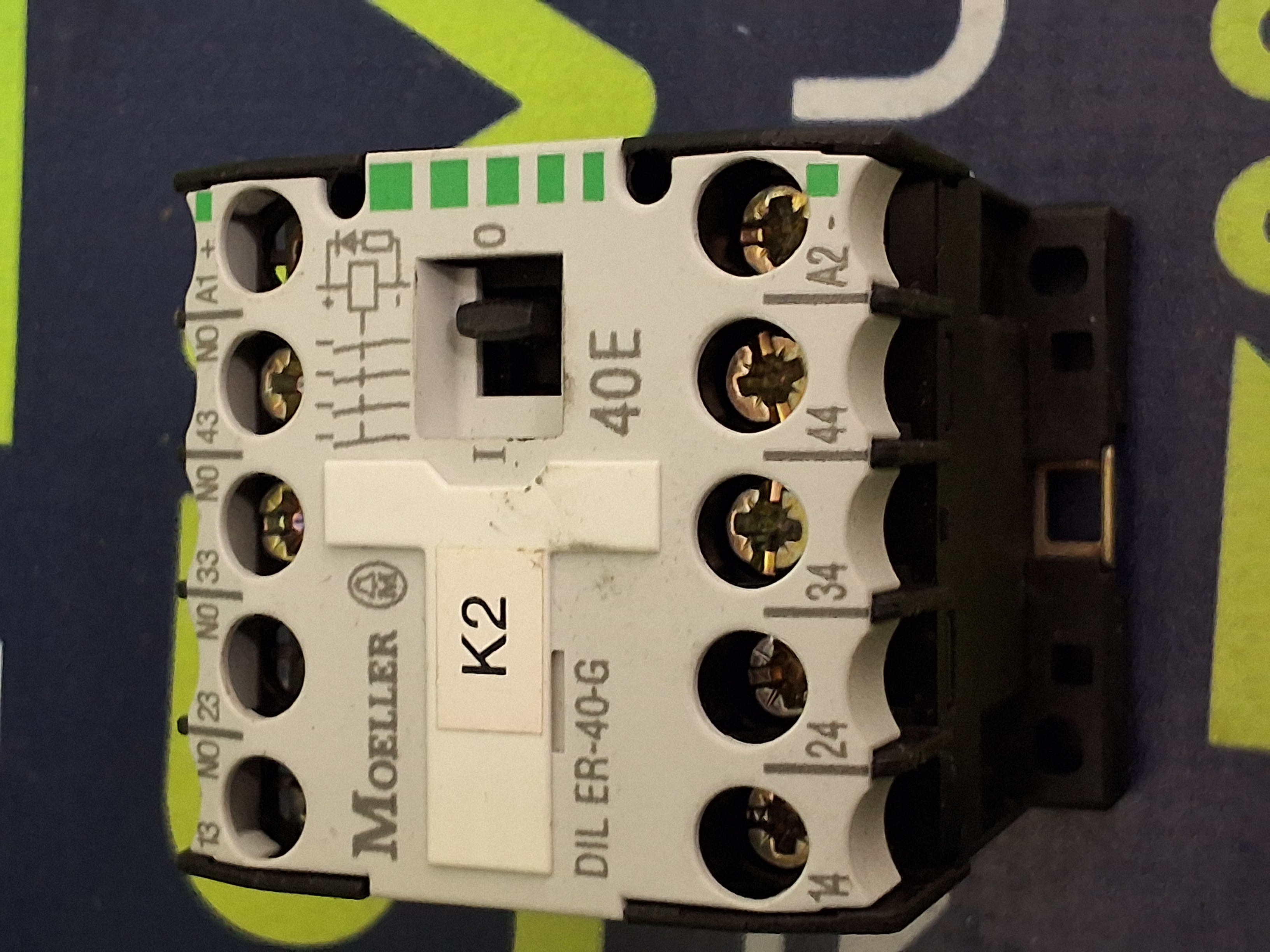 Used MOELLER DIL ER-40-G CONTACTOR RELAY 24VDC