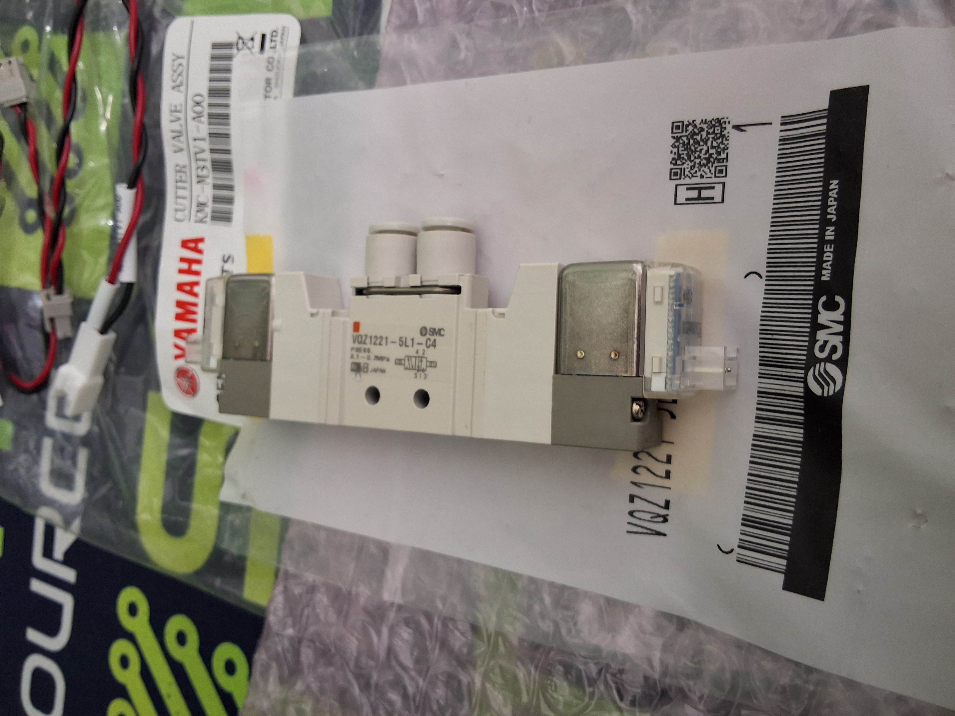 SMC VQZ1221-5L1-C4 PNEUMATIC SOLENOID YAMAHA KMC-M3TV1-A00 CUTTER VALVE ASSY - BRAND NEW
