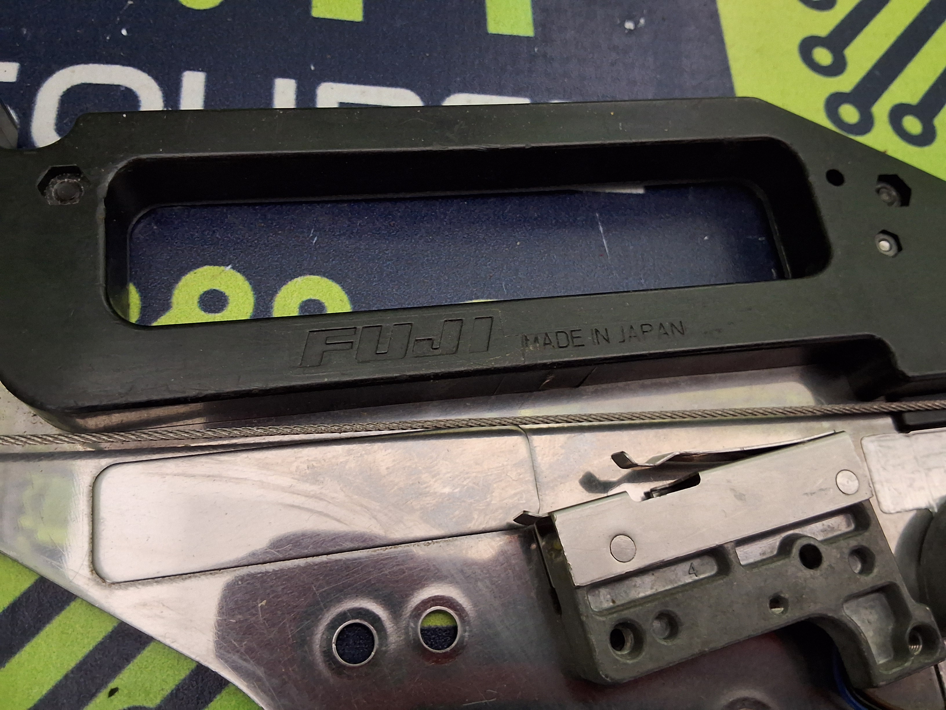 Used FUJI NXT KT8BL TAPE FEEDER 8mm