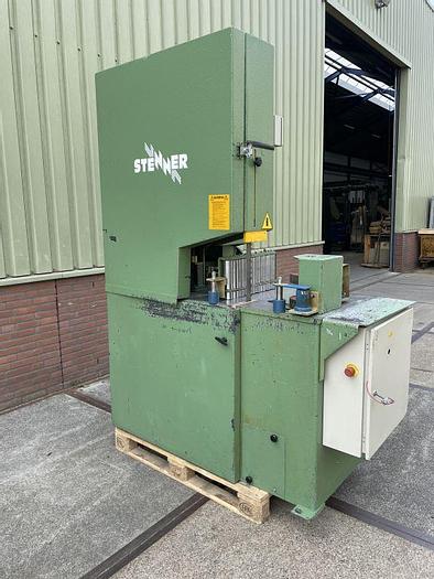Gebruikt STENNER ST9