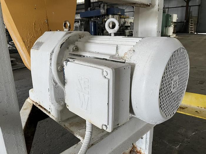 Used 30 CU. FT. LOWE RIBBON BLENDER - 304 S/S - 15 HP