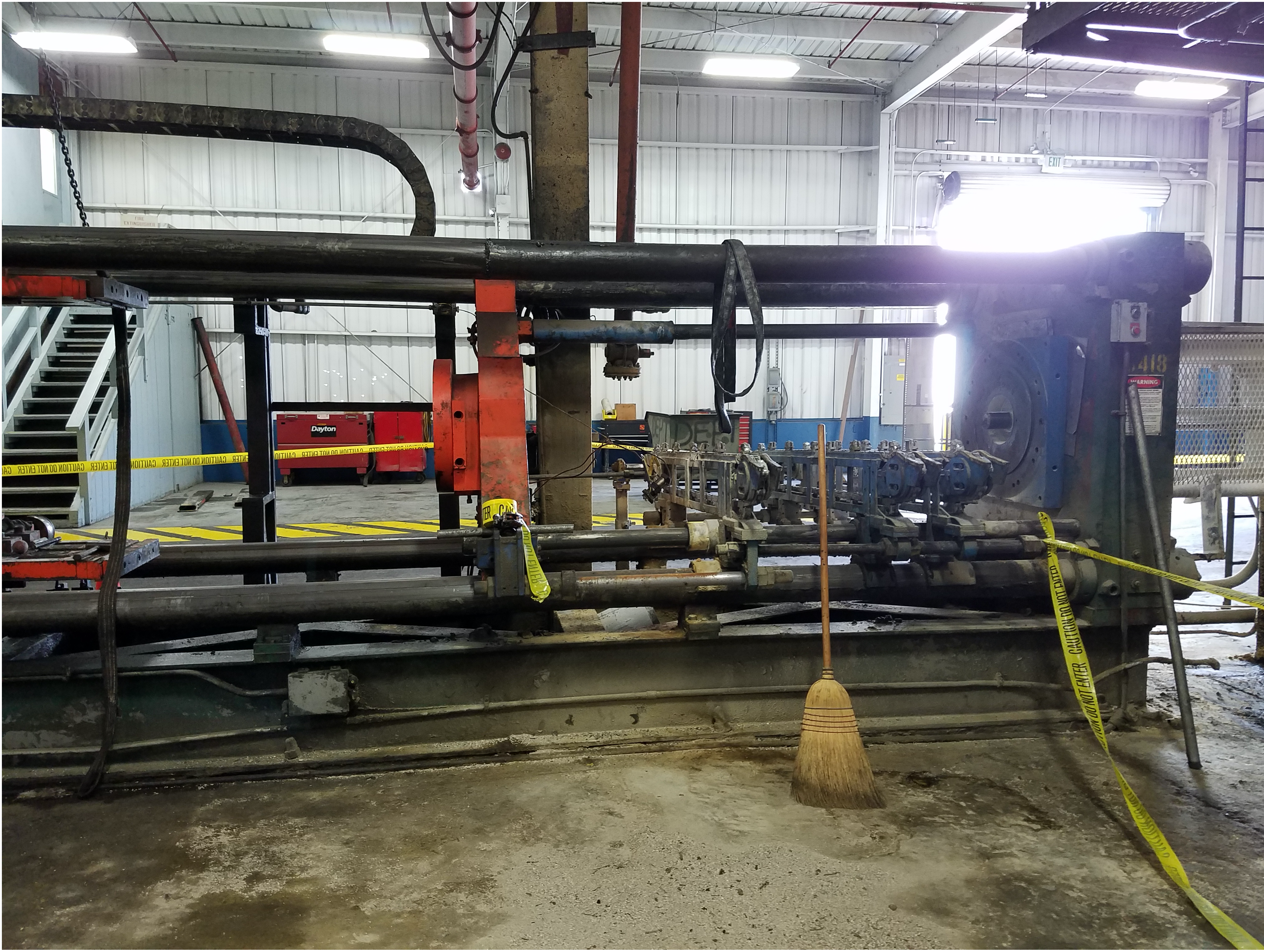 Used 400 Ton Erie Horizontal Hyd. Press