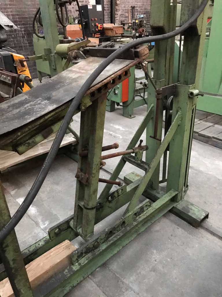 Usato Pressa snervatrice per legno massiccio da 145×30