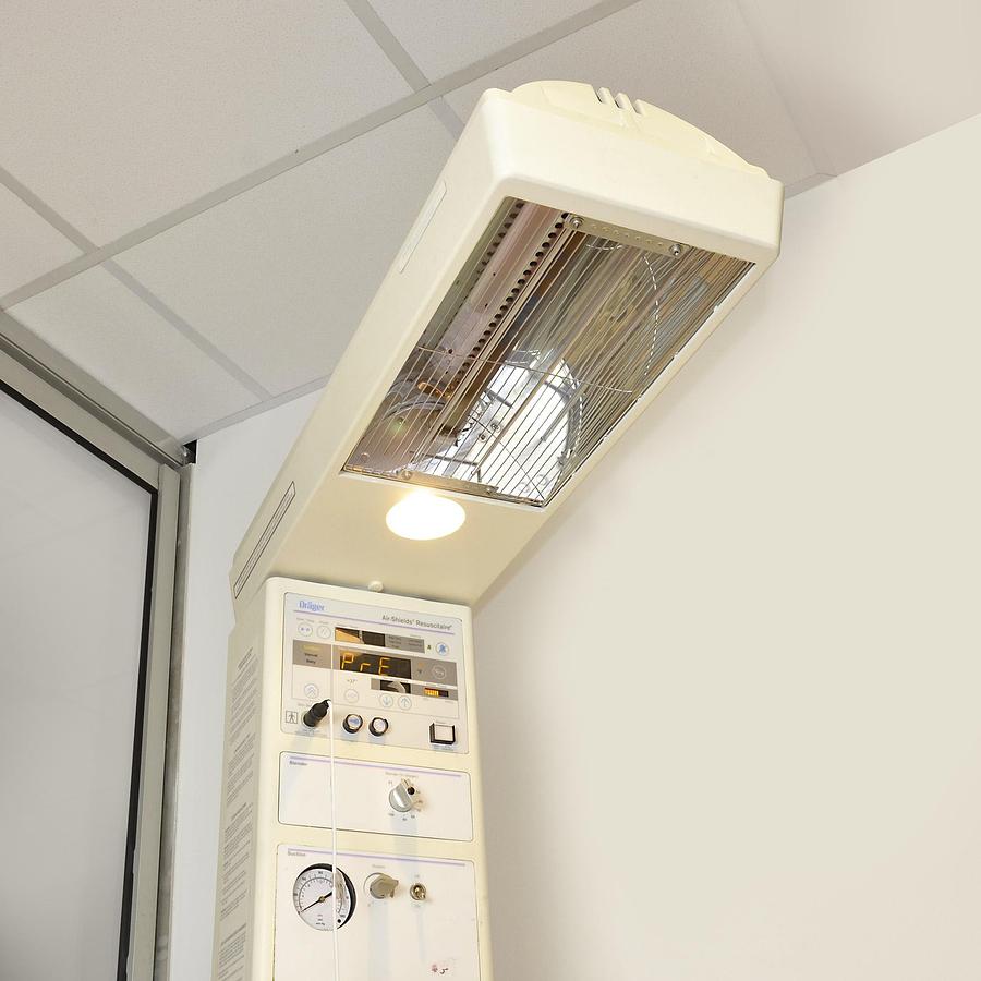 D'occasion TABLE DE REANIMATION NEONATALE DRAEGER AIRSHIELDS