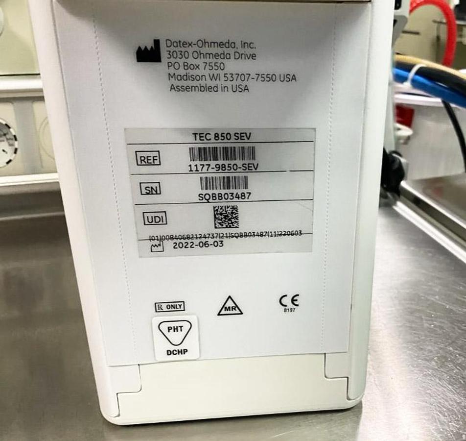 D'occasion STATION COMPLETE RESPIRATEUR D’ANESTHÉSIE MOBILE DATEX-OHMEDA AESTIVA 3000