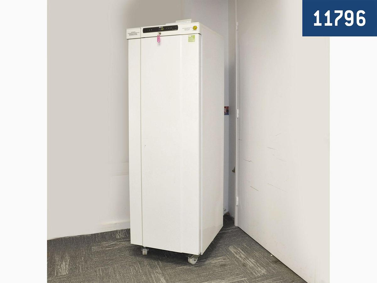 D'occasion ARMOIRE REFRIGERÉE GRAM TYPE RR410LG-346 LITRES