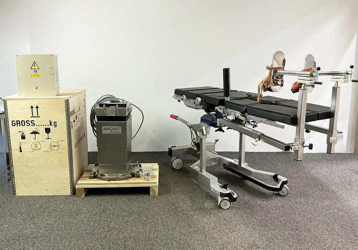 Neuf SYSTÈME COMPLET DE TABLE DE TRAVAIL MODULAIRE MAQUET ALPHAMAQUET 1150, JAMAIS UTILISÉ ET ENCORE DANS SON EMBALLAGE D'ORIGINE.