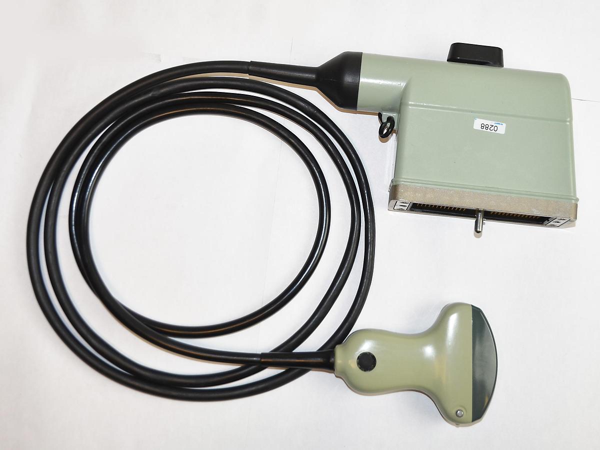 D'occasion ECHOGRAPHE BK MEDICAL FOCUS 500