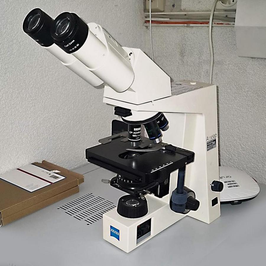 D'occasion MICROSCOPE BINOCULAIRE ZEISS AXIOLAB E Re