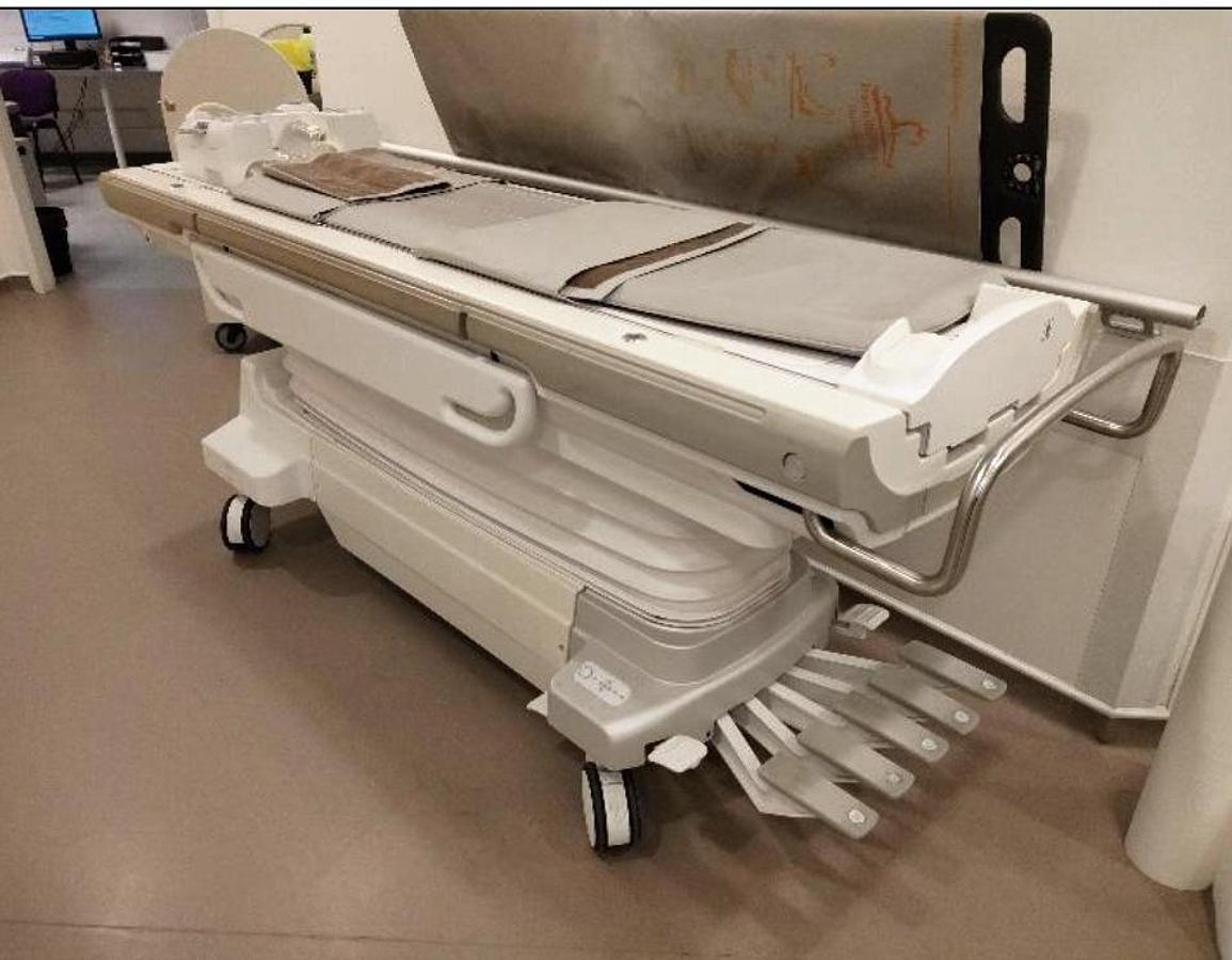 D'occasion SYSTÈME D’IRM GE MR450w GEMs 1.5T