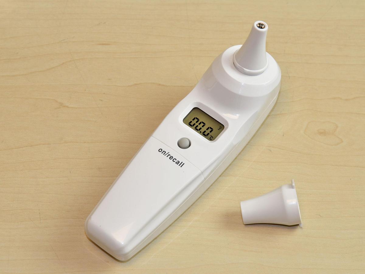 Neuf THERMOMÈTRE INFRAROUGE AURICULAIRE