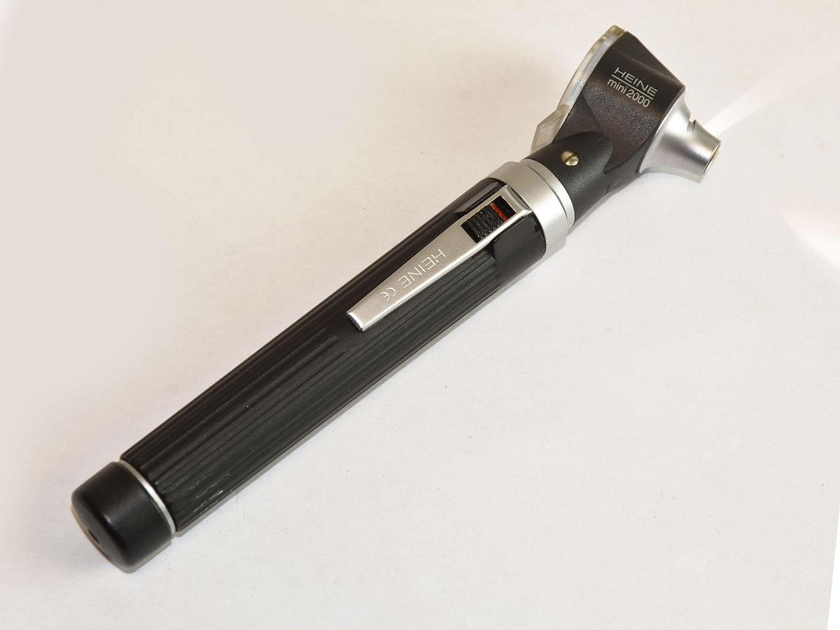 D'occasion OTOSCOPE HEINE MINI 2000