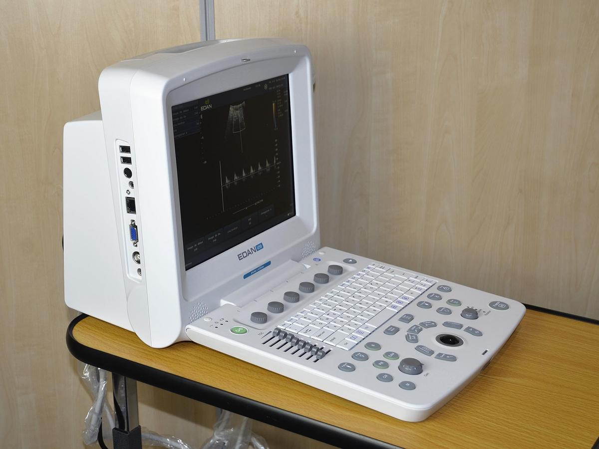 Neuf ECHOGRAPHE PORTABLE EDAN U50 AVEC DEUX SONDES