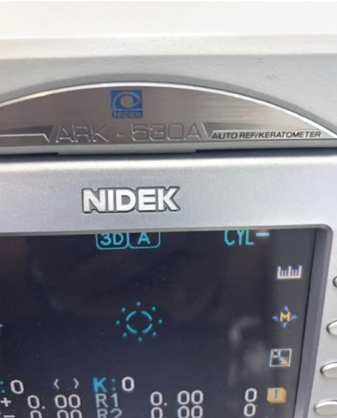D'occasion AUTORÉFRACTO-KÉRATOMÈTRE NIDEK ARK530A