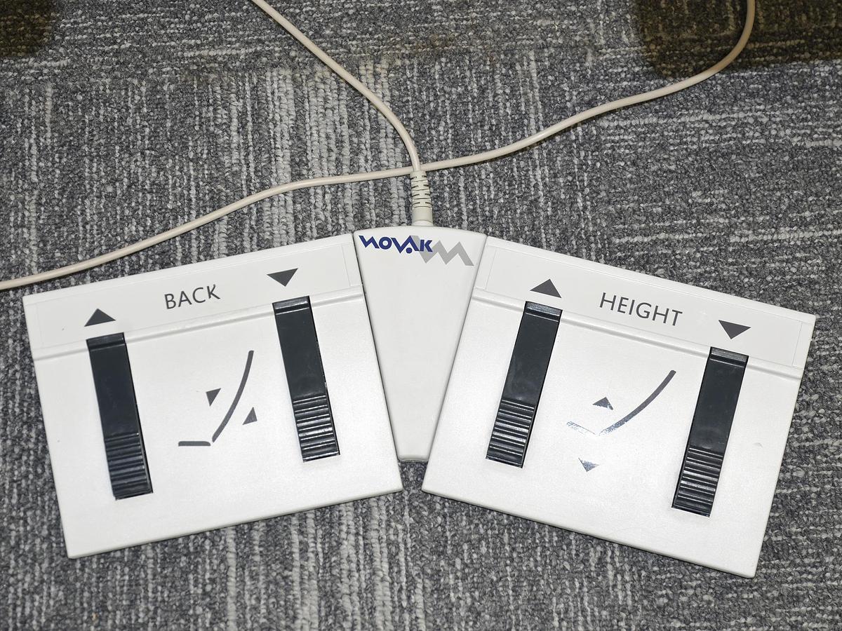 D'occasion TABLE DE CONSULTATION GYNECOLOGIQUE NOVAK N DUO