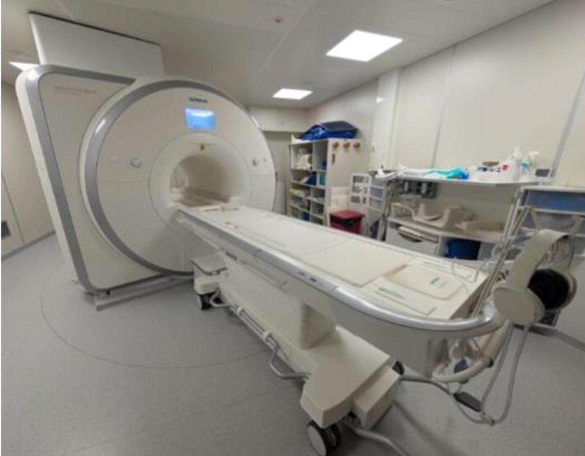 D'occasion SYSTÈME D’IRM SIEMENS Skyra FIT 3.0T