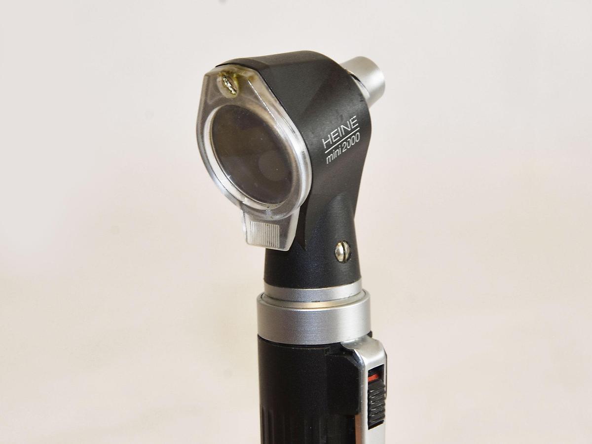 D'occasion OTOSCOPE HEINE MINI 2000
