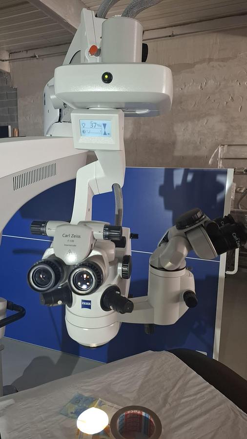 D'occasion MICROSCOPE OPERATOIRE D'OPHTALMOLOGIE KARL ZEISS LUMERA 700