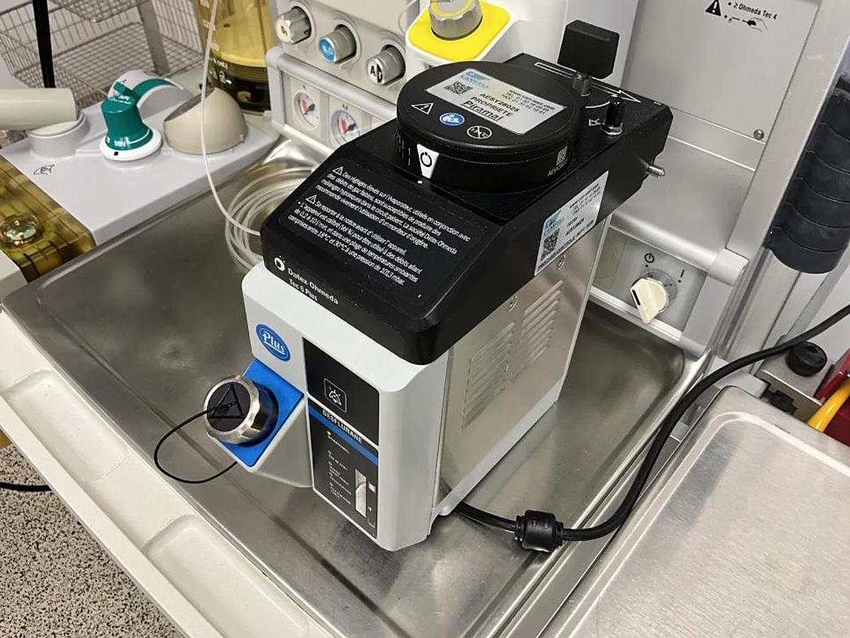 D'occasion STATION COMPLETE RESPIRATEUR D’ANESTHÉSIE MOBILE DATEX-OHMEDA AESTIVA/5 7900