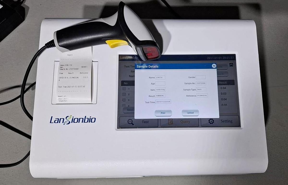 Neuf ANALYSEUR POCT LS-2100 – ANALYSEUR D'IMMUNOESSAIS PAR FLUORESCENCE SÈCHE (8 CANAUX)