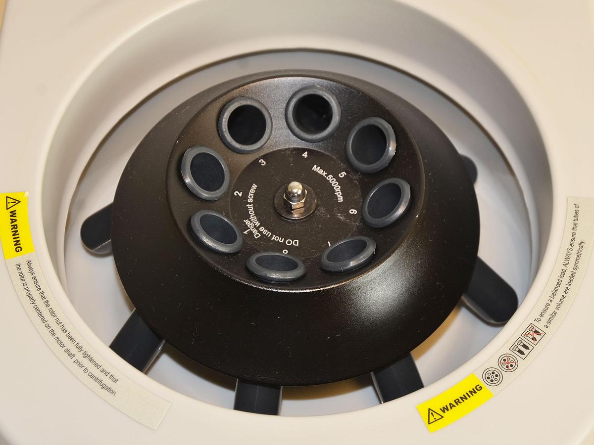 Neuf CENTRIFUGEUSE BENCHMARK LC-8
