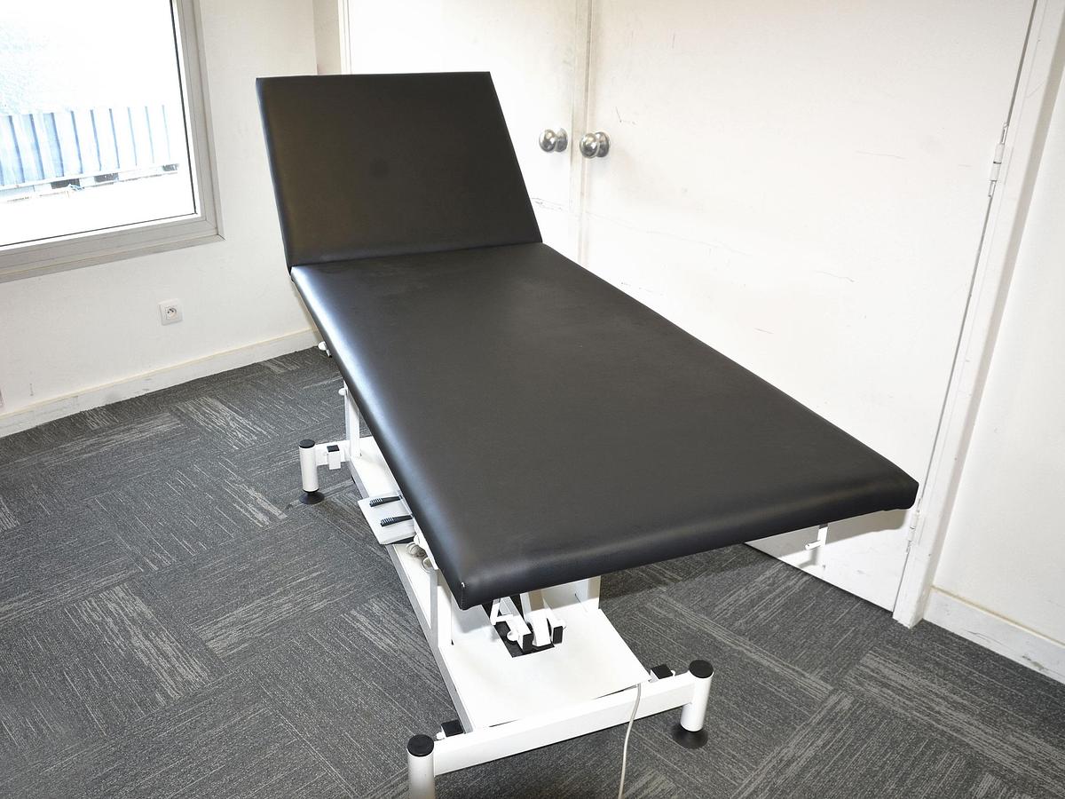 D'occasion DIVAN D'EXAMEN ELECTRIQUE VOG MEDICAL 