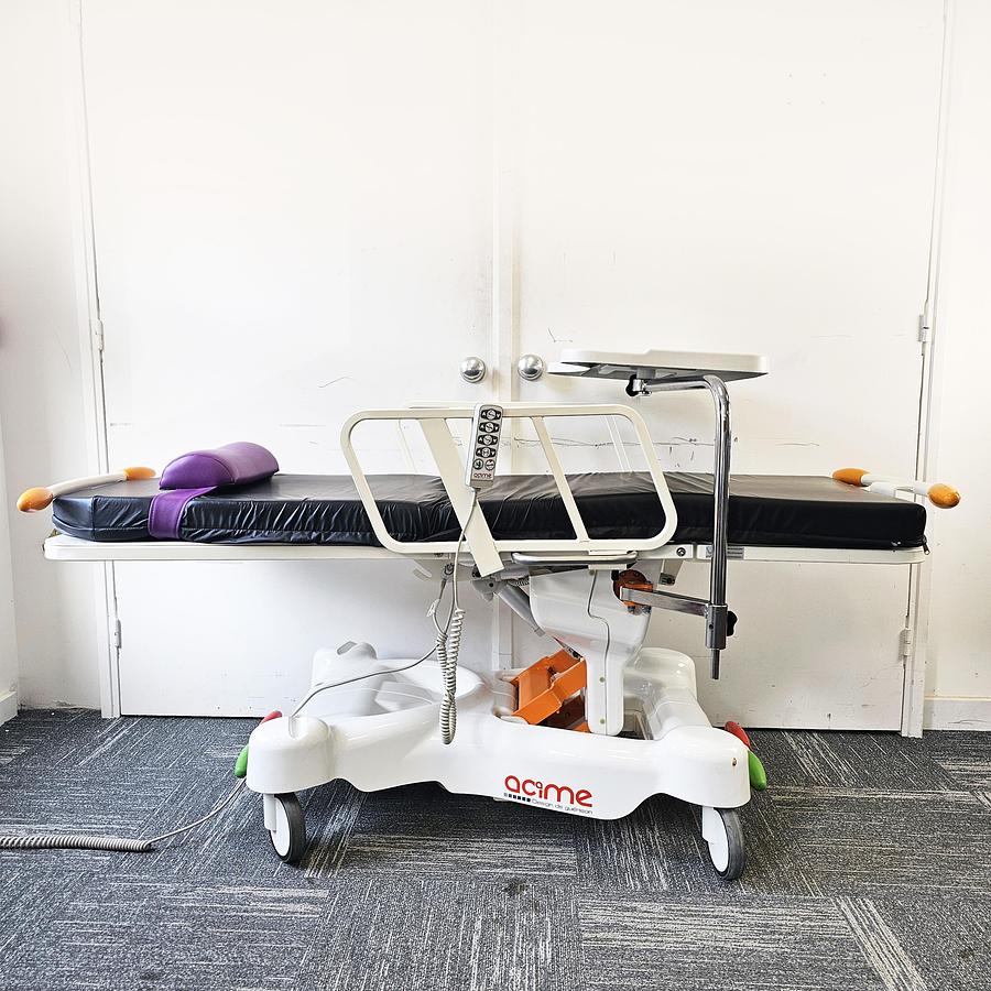 D'occasion FAUTEUIL AMBULATOIRE ÉLECTRIQUE ACIME