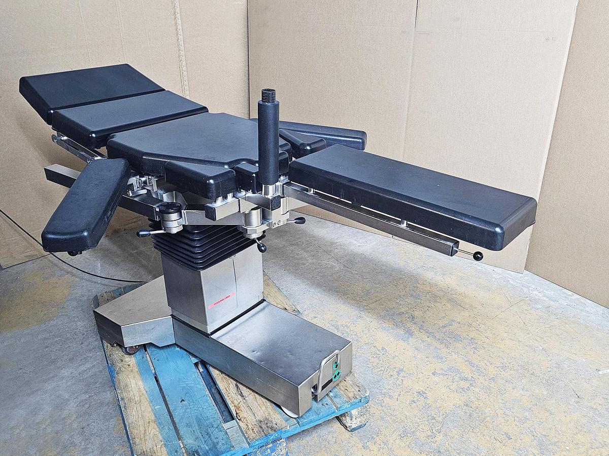 D'occasion TABLE D'OPÉRATION MAQUET ORTHOSTAR AVEC EXTENTIONS ORTHOPÉDIQUE