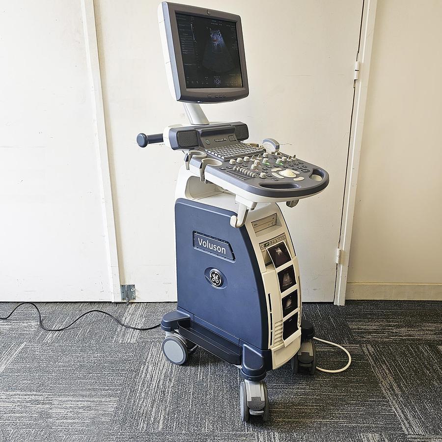 D'occasion ECHOGRAPHE GE VOLUSON P6