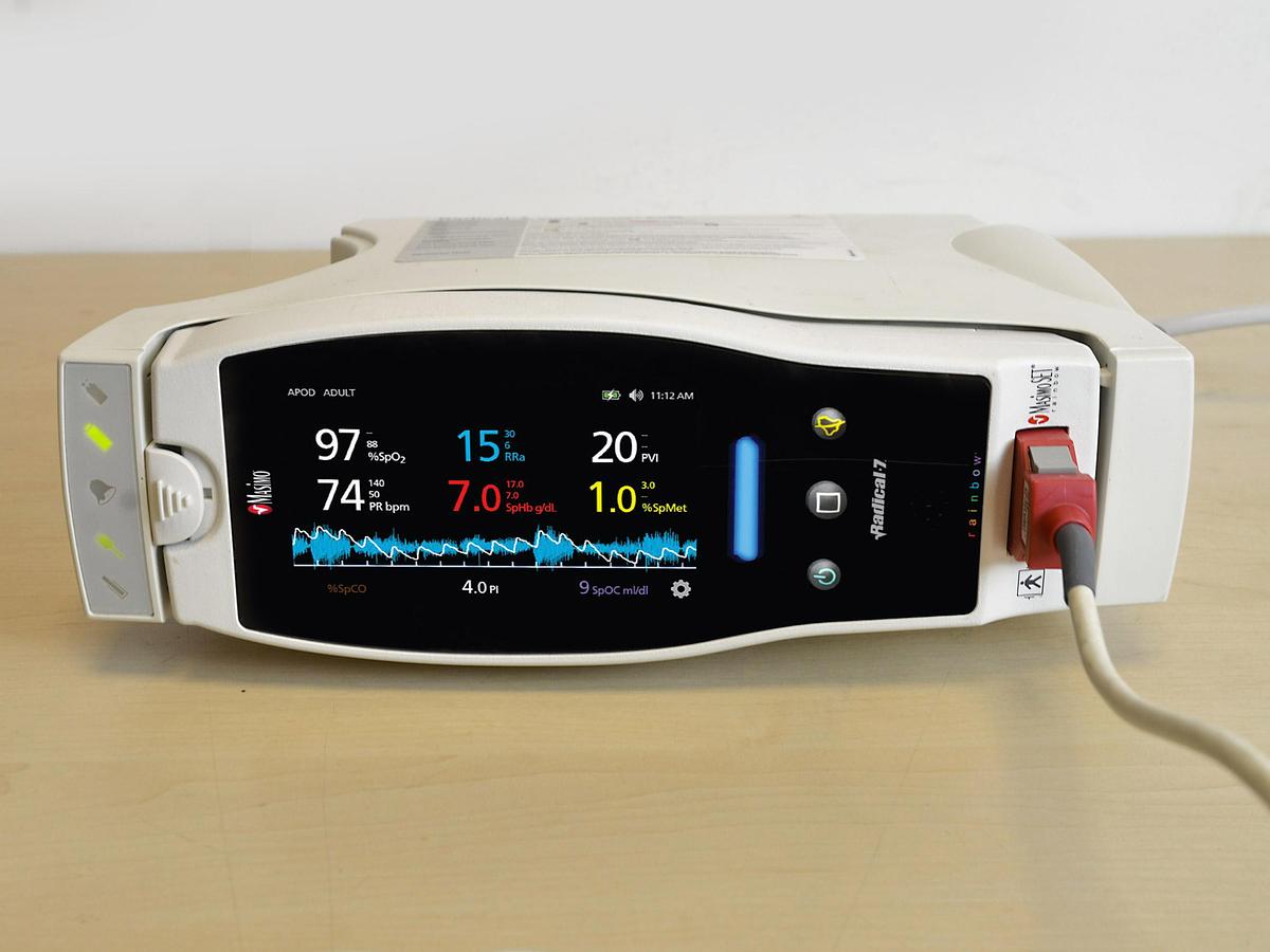 D'occasion OXYMETRE DE POULS PORTABLE MASIMO RAD 7 AVEC CHARGEUR RDS-3