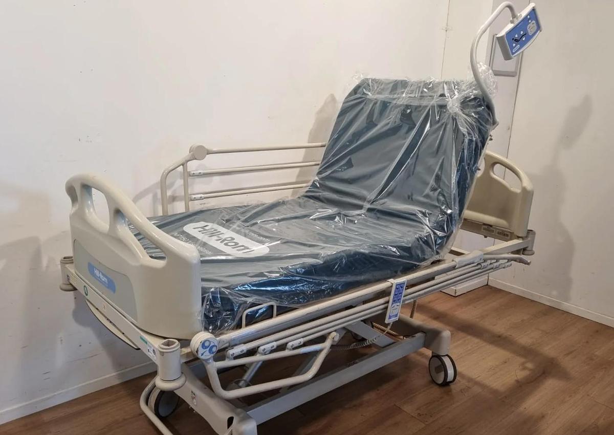 D'occasion LIT d'HOPITAL HILLROM AVANT GUARD 800 SEMI IC