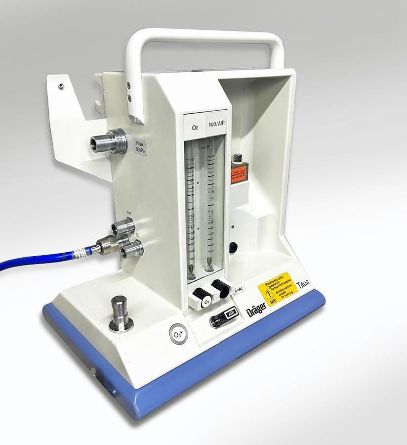 D'occasion APPAREIL D'ANÉSTHESIE PORTABLE DRAGER TITUS