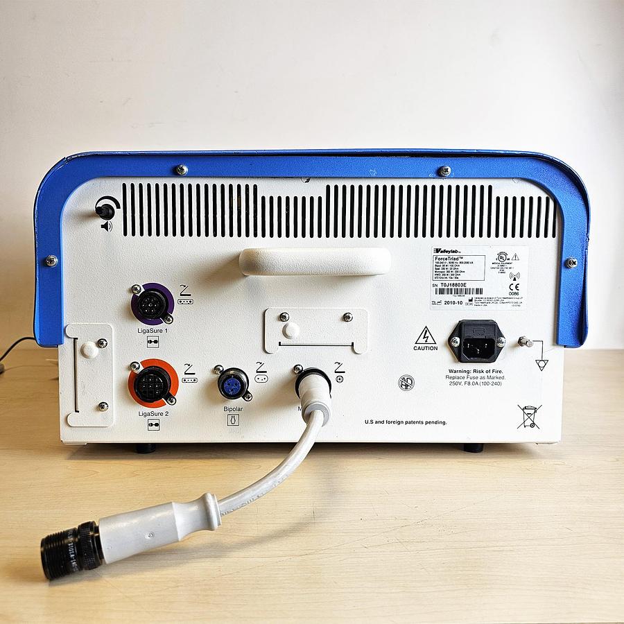 D'occasion BISTOURI ELECTRIQUE VALLEYLAB FORCE TRIAD