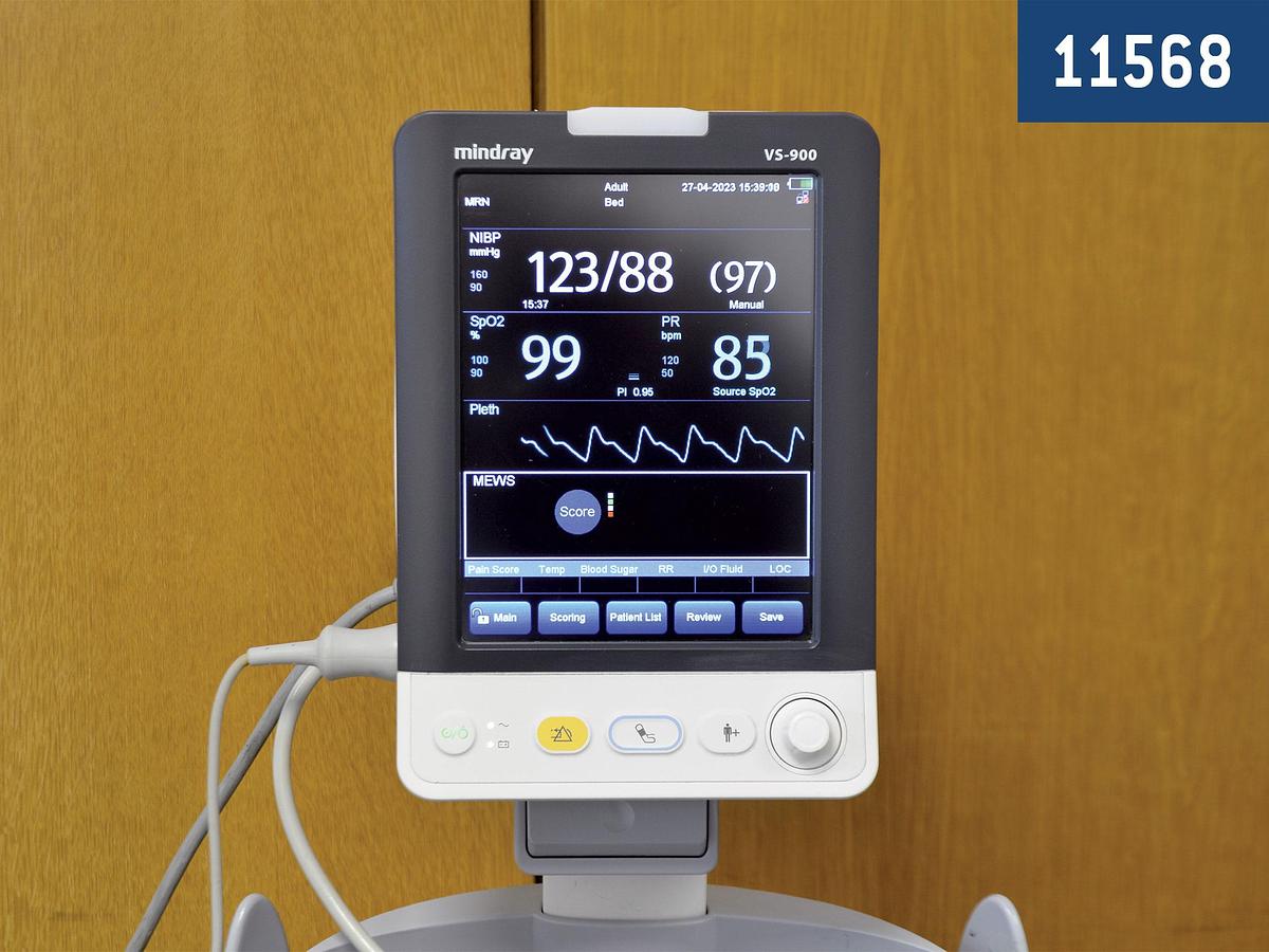 D'occasion MONITEUR MOBILE DE PRESSION BRASSARD, DE SpO2 ET DE FRÉQUENCE CARDIAQUE MINDRAY VS-900