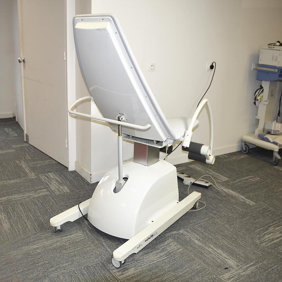 D'occasion TABLE DE CONSULTATION GYNECOLOGIQUE NOVAK N DUO