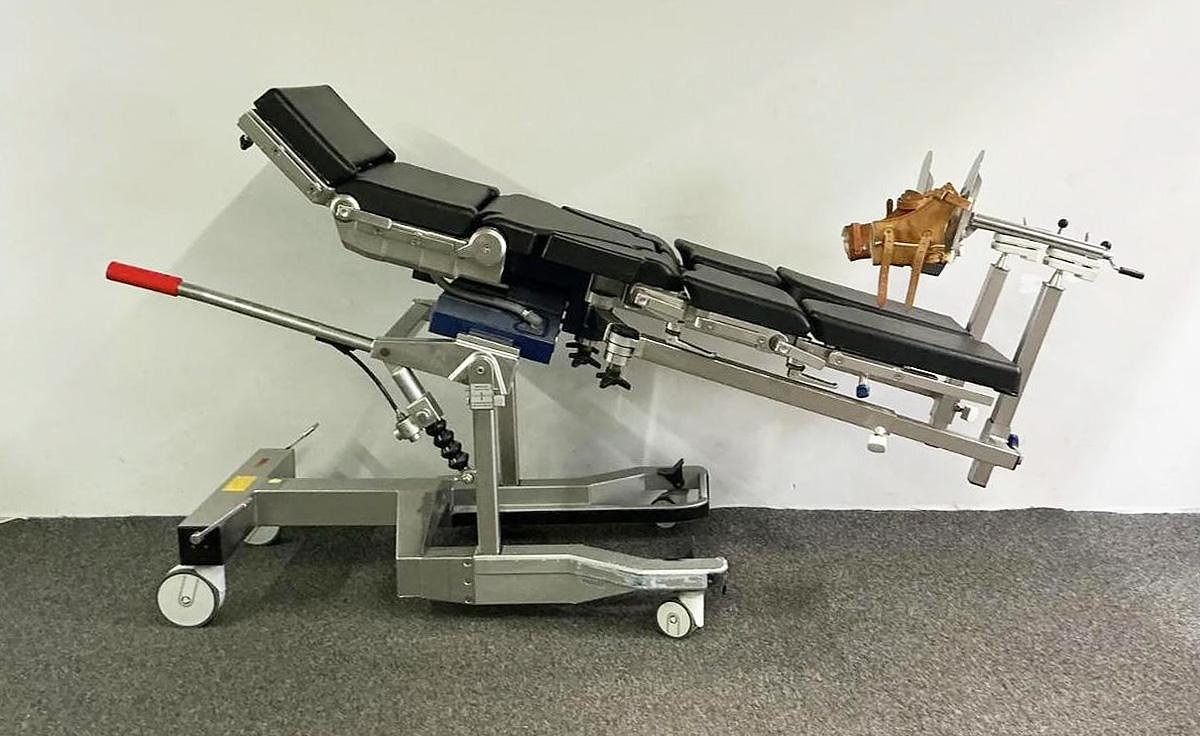Neuf SYSTÈME COMPLET DE TABLE DE TRAVAIL MODULAIRE MAQUET ALPHAMAQUET 1150, JAMAIS UTILISÉ ET ENCORE DANS SON EMBALLAGE D'ORIGINE.