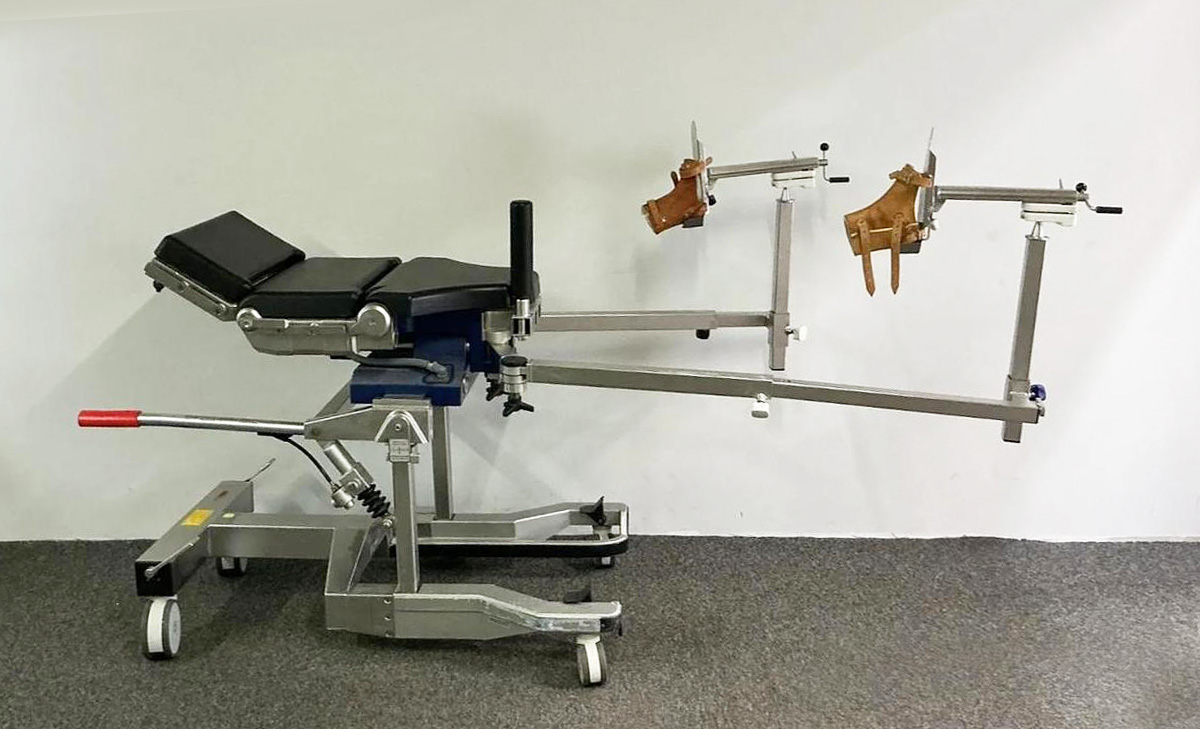 Neuf SYSTÈME COMPLET DE TABLE DE TRAVAIL MODULAIRE MAQUET ALPHAMAQUET 1150, JAMAIS UTILISÉ ET ENCORE DANS SON EMBALLAGE D'ORIGINE.
