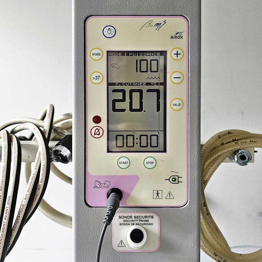 D'occasion TABLE DE REA NEONATALE BIO MS MOD. NATISSE AIR/OXYGENE/VIDE