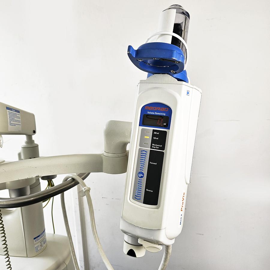 D'occasion SYSTÈME D'INJECTION MEDRAD V MARK PROVIS