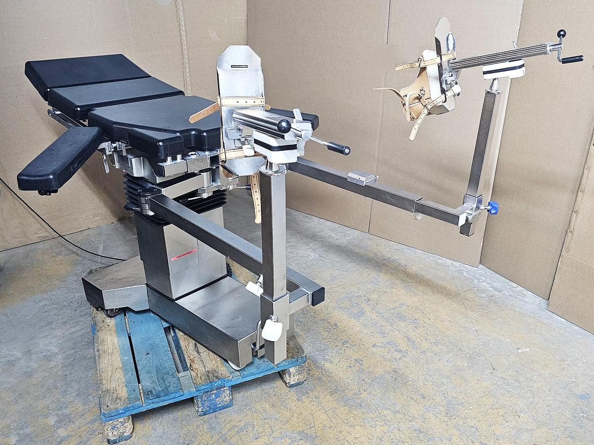 D'occasion TABLE D'OPÉRATION MAQUET ORTHOSTAR AVEC EXTENTIONS ORTHOPÉDIQUE
