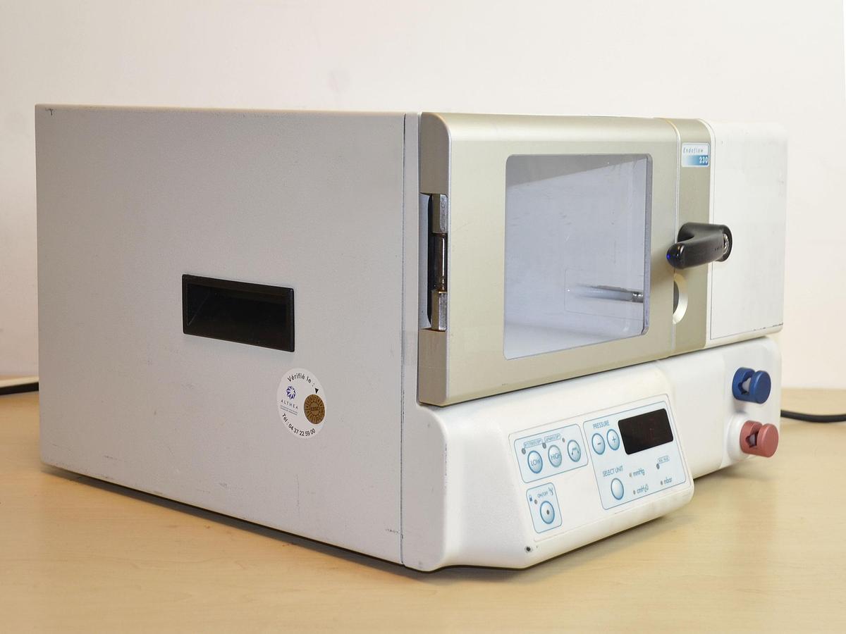 D'occasion DISPOSITIF D'IRRIGATION ET D'ASPIRATION SOCOMED ENDOFLOW 230