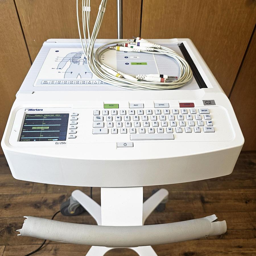 D'occasion ECG MORTARA ELI 250c