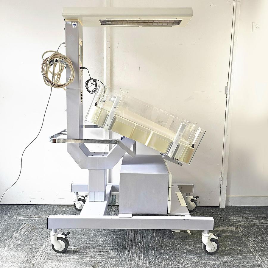 D'occasion TABLE DE REA NEONATALE BIO MS MOD. NATISSE AIR/OXYGENE/VIDE