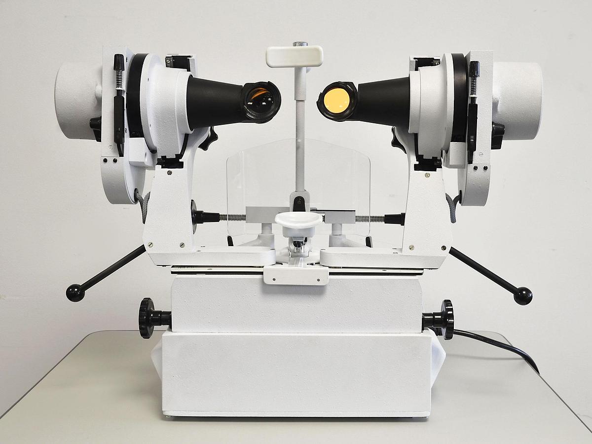 D'occasion SYNOPTOPHORE HAAG STREIT SUR TABLE ÉLECTRIQUE