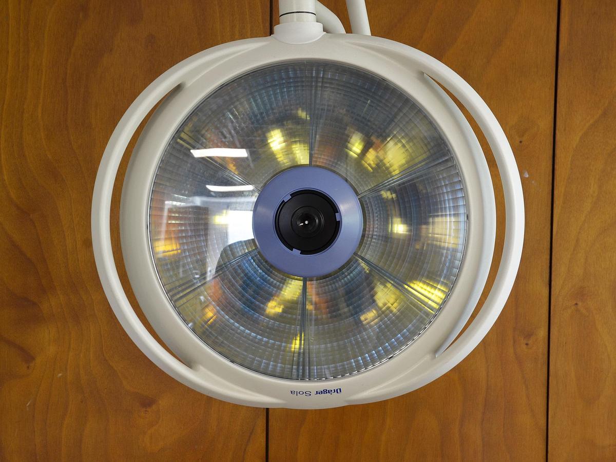 D'occasion ECLAIRAGE OPÉRATOIRE DRAGER SOLA MOBILE