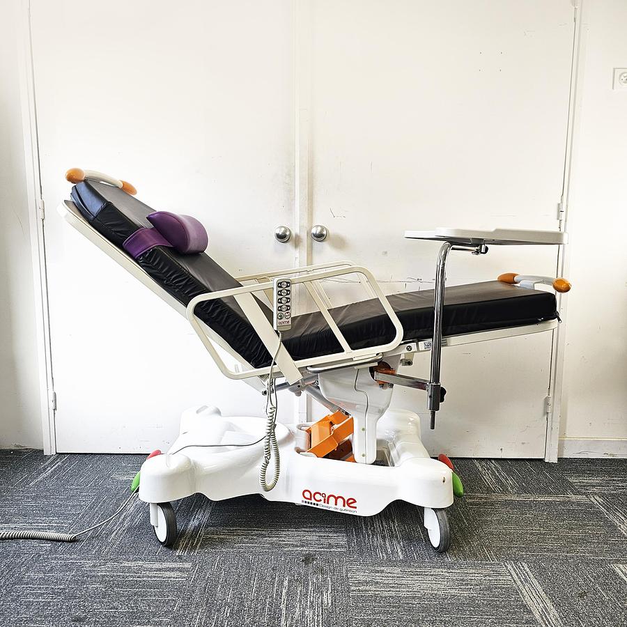 D'occasion FAUTEUIL AMBULATOIRE ÉLECTRIQUE ACIME