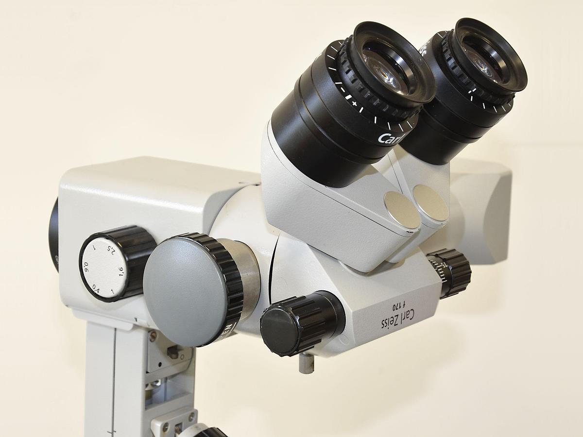 D'occasion COLPOSCOPE KARL ZEISS KSK 150 FC AVEC ADAPTATEUR CAMÉRA
